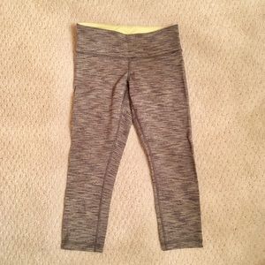 Lululemon capris - size 4